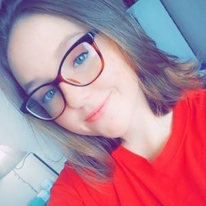 Meet your Posher, Michaela